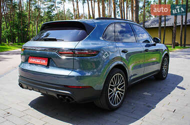 Позашляховик / Кросовер Porsche Cayenne 2019 в 