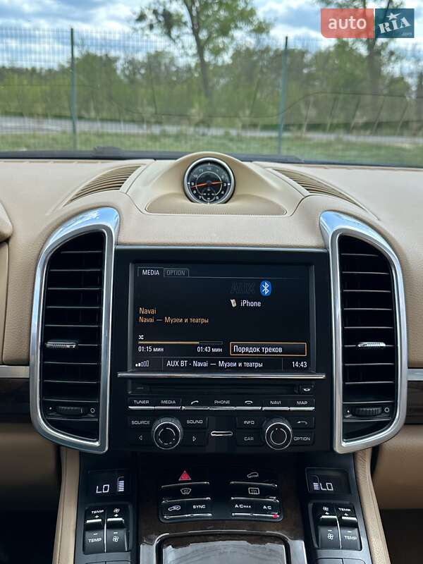 Позашляховик / Кросовер Porsche Cayenne 2014 в Білогородці