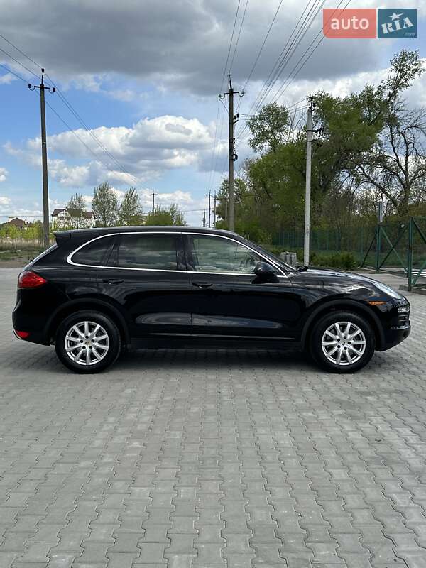 Позашляховик / Кросовер Porsche Cayenne 2014 в Білогородці