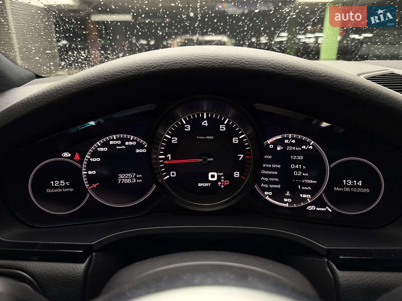 Внедорожник / Кроссовер Porsche Cayenne 2019 в Киеве