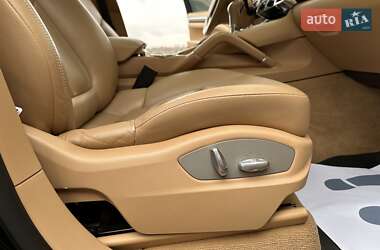 Внедорожник / Кроссовер Porsche Cayenne 2014 в 