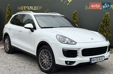 Позашляховик / Кросовер Porsche Cayenne 2016 в Одесі