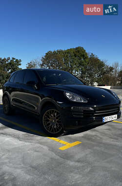 Позашляховик / Кросовер Porsche Cayenne 2011 в Тернополі