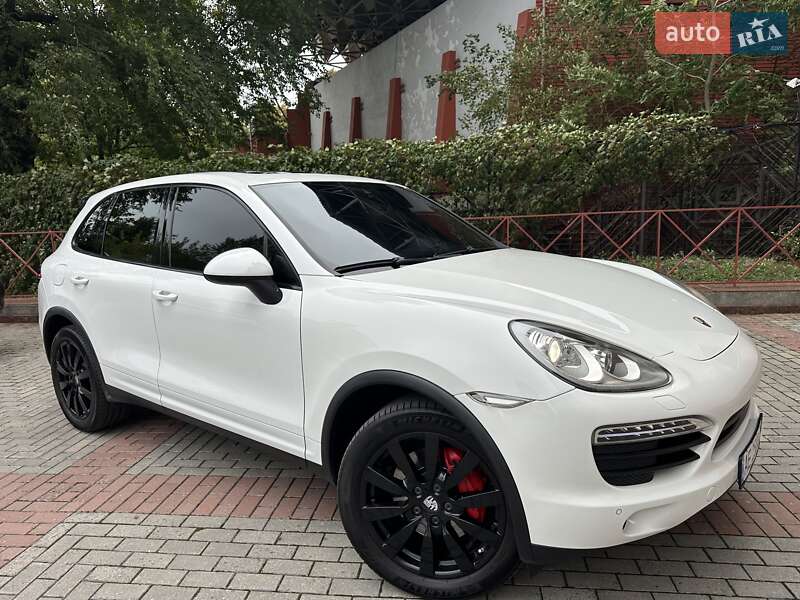 Внедорожник / Кроссовер Porsche Cayenne 2014 в Днепре фото 2 Внедорожник / Кроссовер Porsche Cayenne 2014 в Днепре