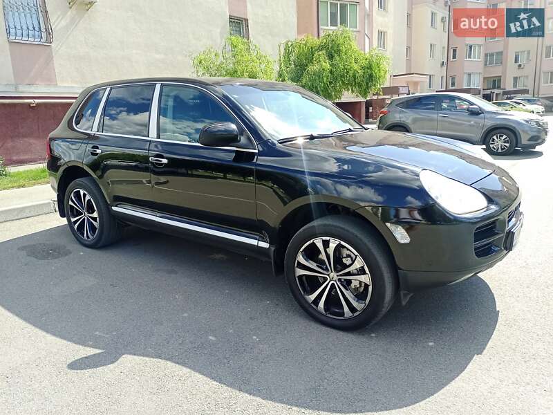 Позашляховик / Кросовер Porsche Cayenne 2003 в Києві