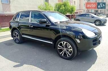 Позашляховик / Кросовер Porsche Cayenne 2003 в 