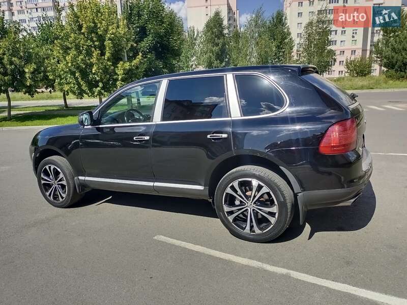 Позашляховик / Кросовер Porsche Cayenne 2003 в Києві