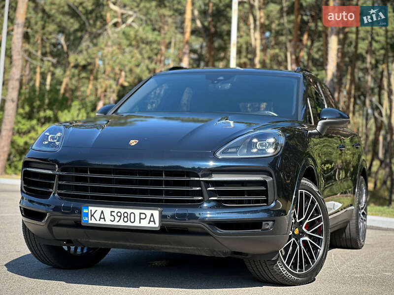 Позашляховик / Кросовер Porsche Cayenne 2019 в Києві