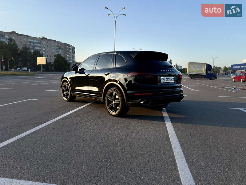 Позашляховик / Кросовер Porsche Cayenne 2014 в Кам'янець-Подільському