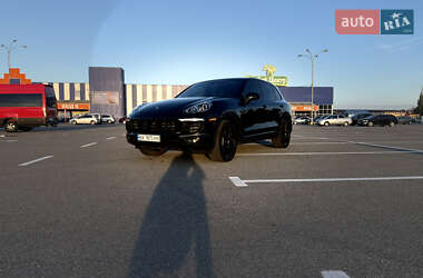 Внедорожник / Кроссовер Porsche Cayenne 2014 в 