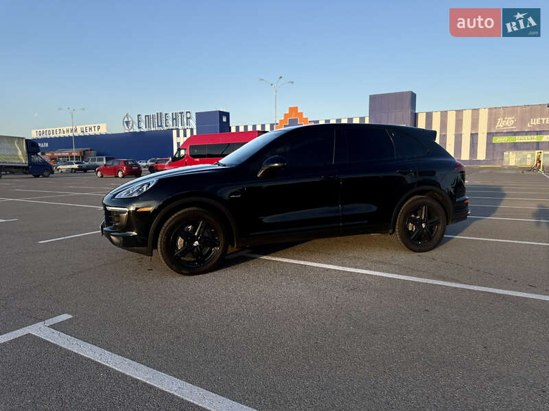 Позашляховик / Кросовер Porsche Cayenne 2014 в Кам'янець-Подільському