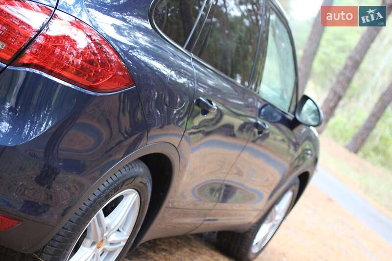 Внедорожник / Кроссовер Porsche Cayenne 2011 в Киеве фото 17 Внедорожник / Кроссовер Porsche Cayenne 2011 в Киеве
