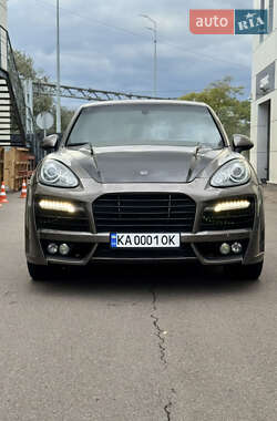 Внедорожник / Кроссовер Porsche Cayenne 2013 в 
