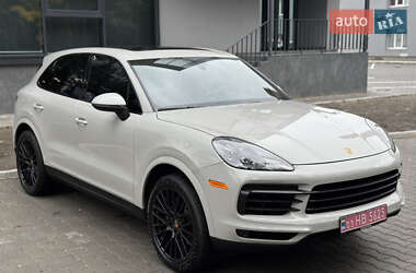 Позашляховик / Кросовер Porsche Cayenne 2020 в 