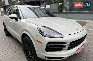 Внедорожник / Кроссовер Porsche Cayenne 2020 в Киеве