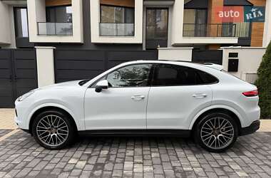 Внедорожник / Кроссовер Porsche Cayenne 2022 в Ужгороде