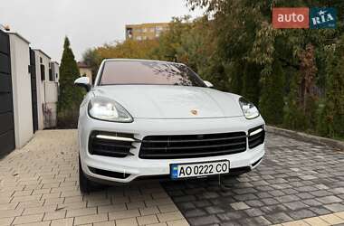 Внедорожник / Кроссовер Porsche Cayenne 2022 в 