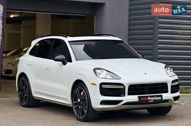 Позашляховик / Кросовер Porsche Cayenne 2018 в 