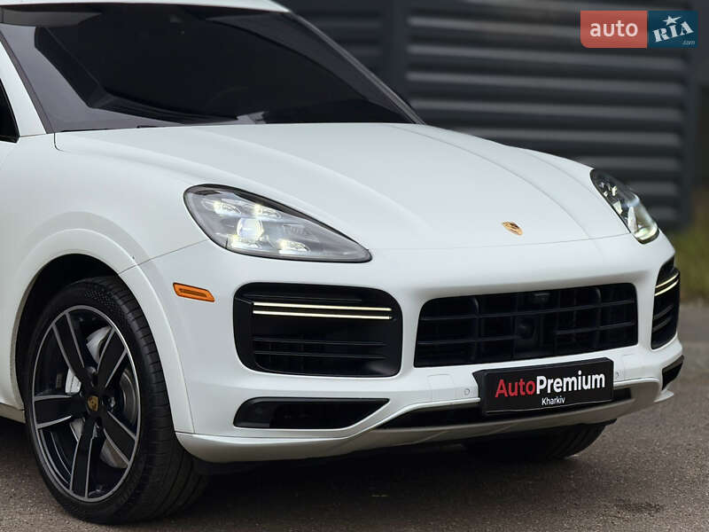 Внедорожник / Кроссовер Porsche Cayenne 2018 в Харькове