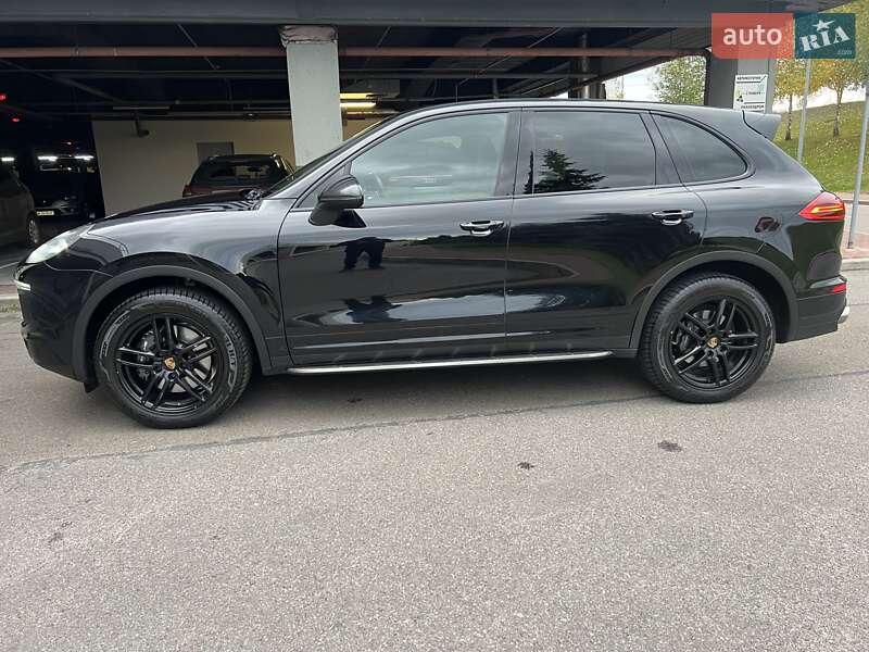 Позашляховик / Кросовер Porsche Cayenne 2015 в Києві фото 4 Позашляховик / Кросовер Porsche Cayenne 2015 в Києві