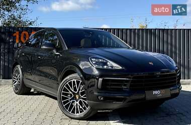 Позашляховик / Кросовер Porsche Cayenne 2022 в 