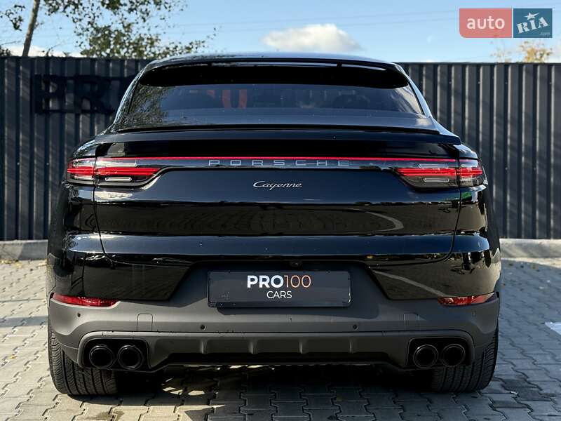 Позашляховик / Кросовер Porsche Cayenne 2022 в Києві