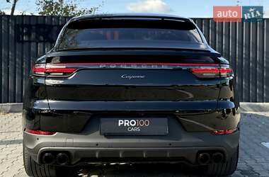 Позашляховик / Кросовер Porsche Cayenne 2022 в 