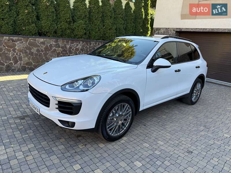 Внедорожник / Кроссовер Porsche Cayenne 2017 в Киеве фото 19 Внедорожник / Кроссовер Porsche Cayenne 2017 в Киеве