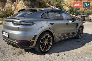 Внедорожник / Кроссовер Porsche Cayenne 2023 в 