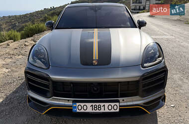 Внедорожник / Кроссовер Porsche Cayenne 2023 в 