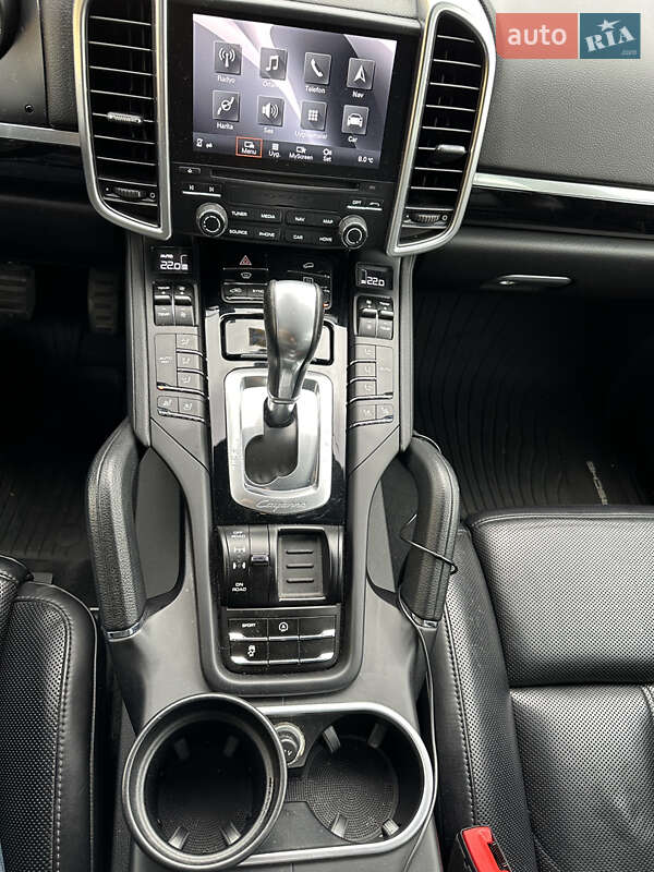 Внедорожник / Кроссовер Porsche Cayenne 2017 в Житомире фото 29 Внедорожник / Кроссовер Porsche Cayenne 2017 в Житомире