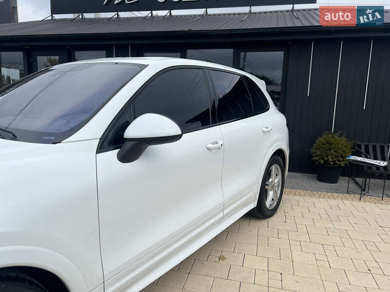 Внедорожник / Кроссовер Porsche Cayenne 2013 в Львове фото 8 Внедорожник / Кроссовер Porsche Cayenne 2013 в Львове