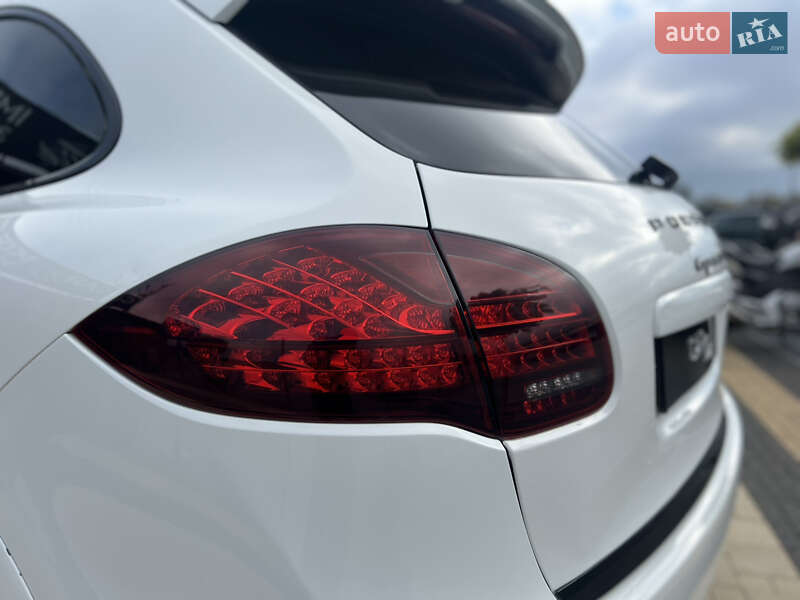 Внедорожник / Кроссовер Porsche Cayenne 2013 в Львове фото 18 Внедорожник / Кроссовер Porsche Cayenne 2013 в Львове