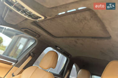 Позашляховик / Кросовер Porsche Cayenne 2013 в  фото 29 Позашляховик / Кросовер Porsche Cayenne 2013 в