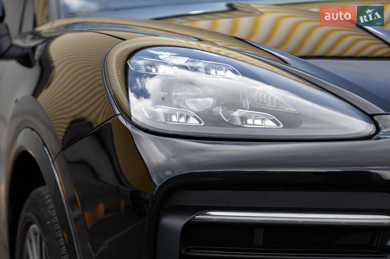 Позашляховик / Кросовер Porsche Cayenne 2020 в Києві