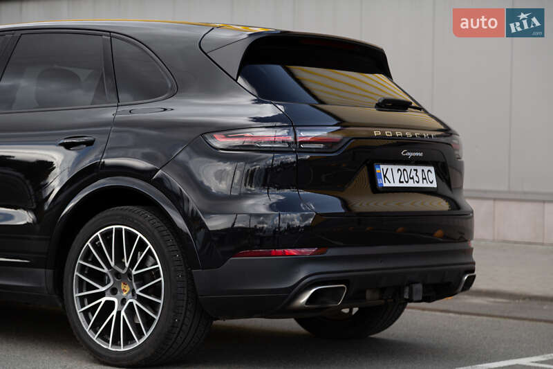 Позашляховик / Кросовер Porsche Cayenne 2020 в Києві