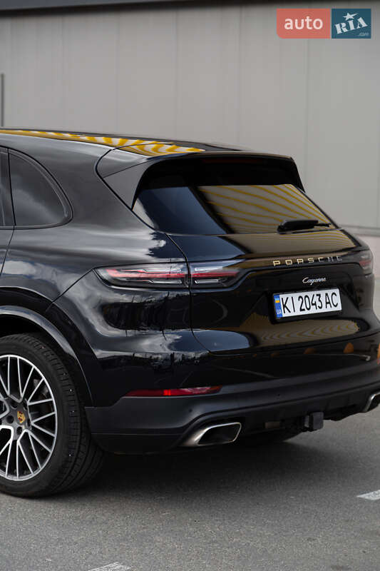Позашляховик / Кросовер Porsche Cayenne 2020 в Києві