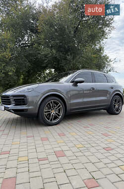 Позашляховик / Кросовер Porsche Cayenne 2020 в 