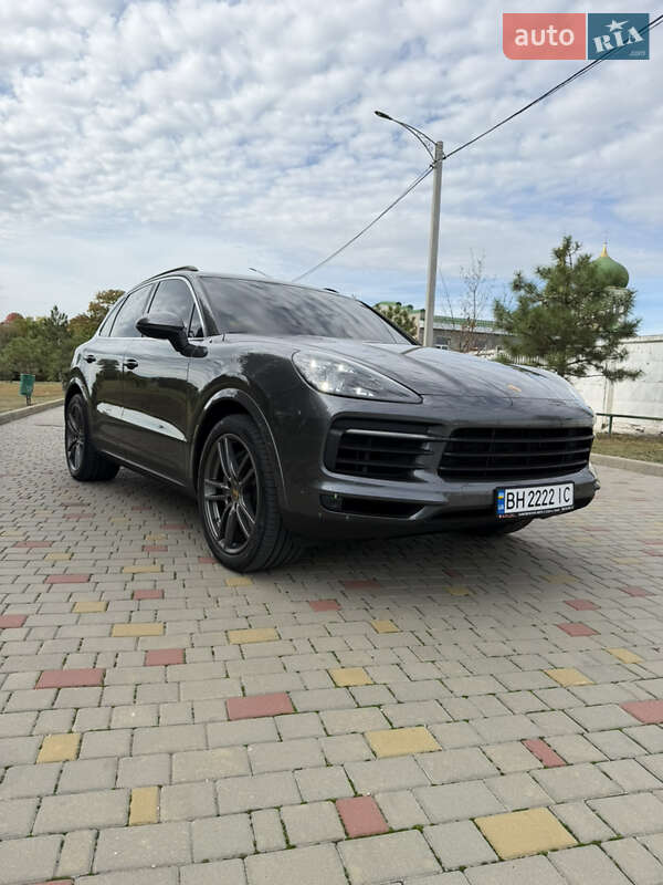Внедорожник / Кроссовер Porsche Cayenne 2020 в Измаиле