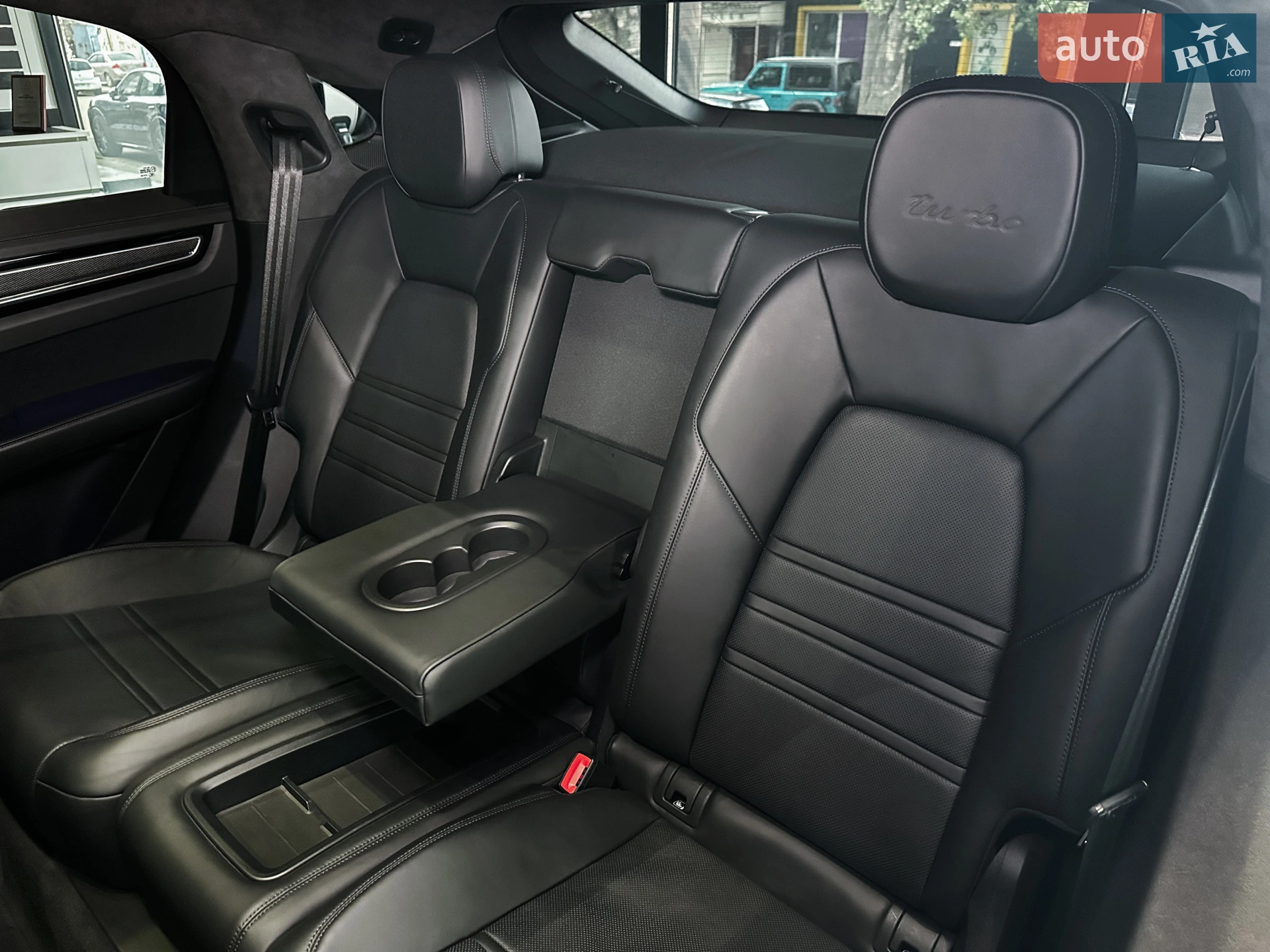 2019 Porsche Cayenne - мініатюра 34