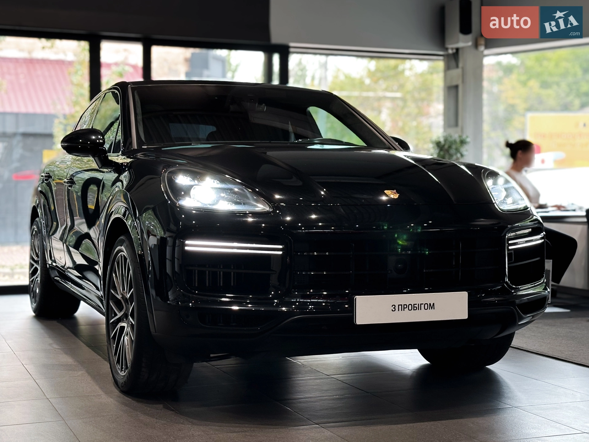 2019 Porsche Cayenne - мініатюра 3