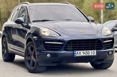 Внедорожник / Кроссовер Porsche Cayenne 2010 в Новояворовске