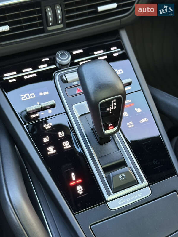 Позашляховик / Кросовер Porsche Cayenne 2018 в Києві