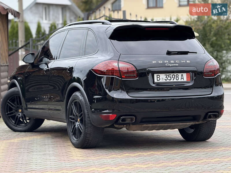 Внедорожник / Кроссовер Porsche Cayenne 2012 в Самборе