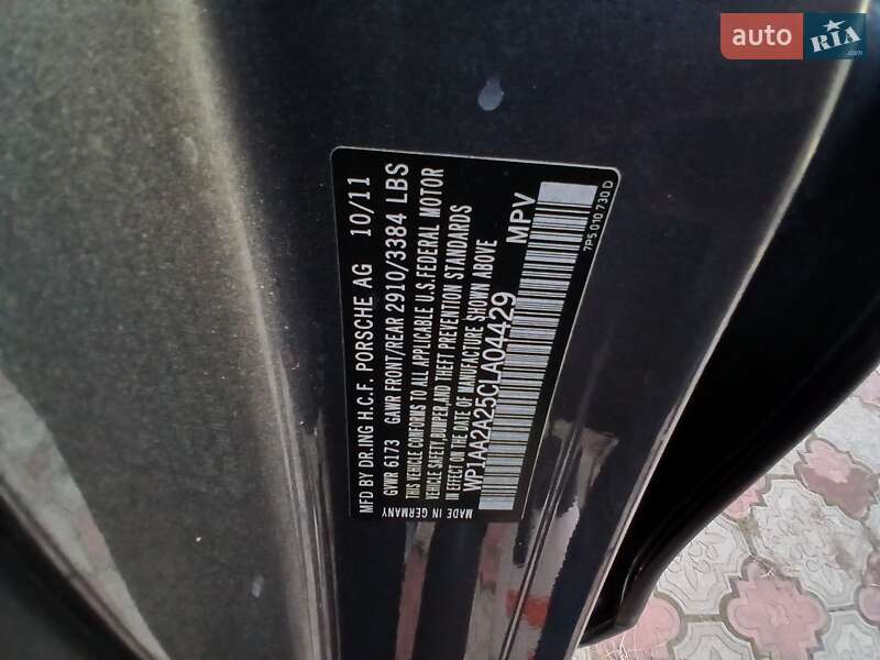 Позашляховик / Кросовер Porsche Cayenne 2011 в Чернівцях