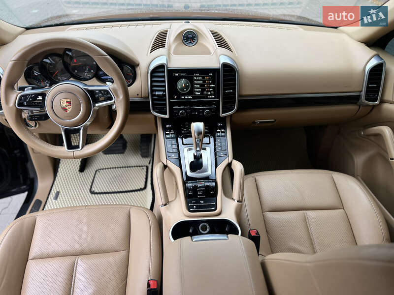 Внедорожник / Кроссовер Porsche Cayenne 2014 в Белой Церкви фото 15 Внедорожник / Кроссовер Porsche Cayenne 2014 в Белой Церкви
