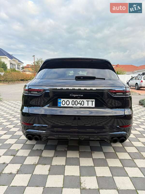 Внедорожник / Кроссовер Porsche Cayenne 2017 в Одессе