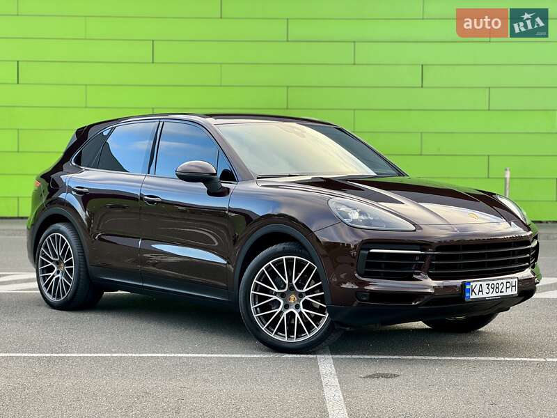 Внедорожник / Кроссовер Porsche Cayenne 2018 в Киеве фото 10 Внедорожник / Кроссовер Porsche Cayenne 2018 в Киеве