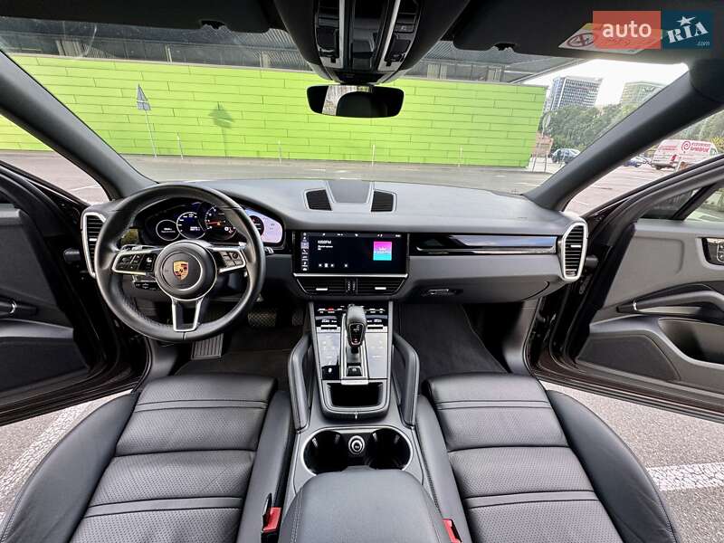 Внедорожник / Кроссовер Porsche Cayenne 2018 в Киеве фото 56 Внедорожник / Кроссовер Porsche Cayenne 2018 в Киеве