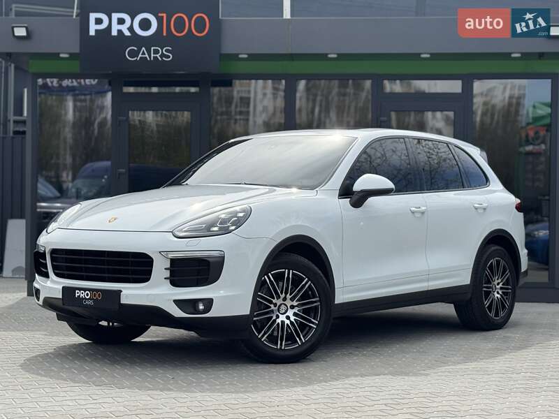Внедорожник / Кроссовер Porsche Cayenne 2016 в Киеве